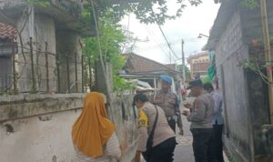Bhabinkamtibmas Desa Ombe Baru Ajak Warga Wujudkan Kemandirian Pangan dari Pekarangan