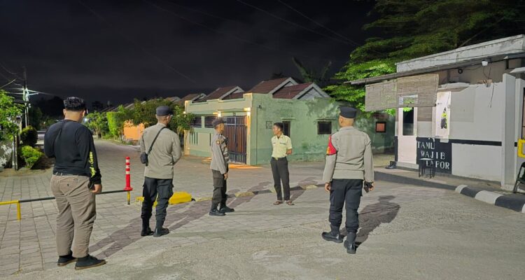 Kapolsek Gerung Pimpin Patroli Malam, Fokus Antisipasi 3C di Lombok Barat