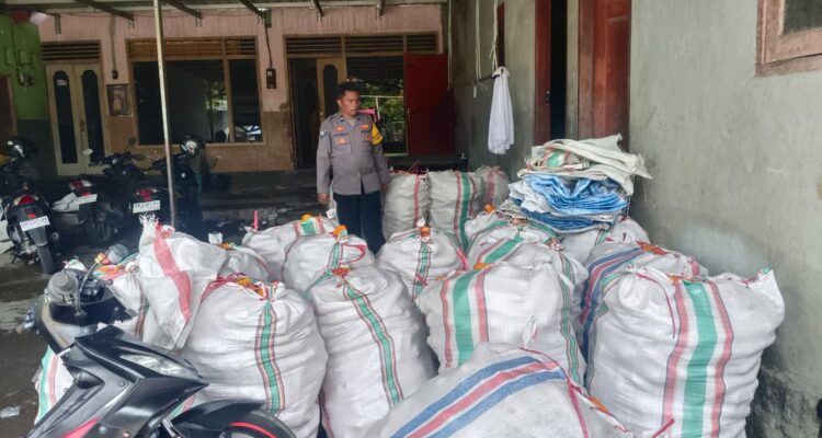 Sinergi Polri–Petani di Beleka: Kualitas Jagung Dijaga Ketat untuk BULOG