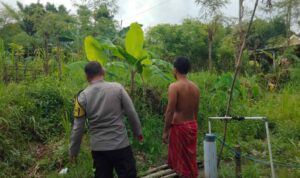 Bhabinkamtibmas Desa Kedaro Dorong Warga Manfaatkan Pekarangan untuk Ketahanan Pangan