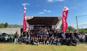 Satlantas Lombok Barat dan VOCLOM Gelar Edukasi Safety Riding di Gerung