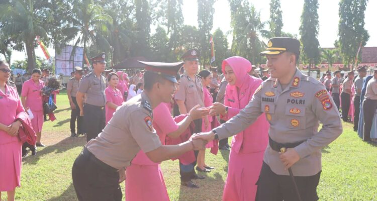 Upacara Kenaikan Pangkat Polres Lombok Barat: Momentum Profesionalisme