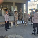 WhatsApp Image 2025-09-28 at 11.51.36 Patroli Humanis Polsek Gerung Jaga Stabilitas Keamanan di Wilayah Pemerintahan