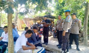 Polisi dan Warga Lembar Kompak Wujudkan Lingkungan Aman