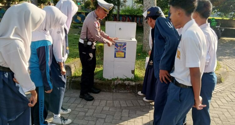 Operasi Zebra Rinjani 2025, Polres Lobar Kampanyekan Keselamatan Jalan ke Wali Murid dan Siswa